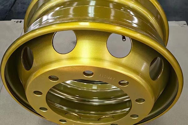 客车车轮的类型、结构与性能